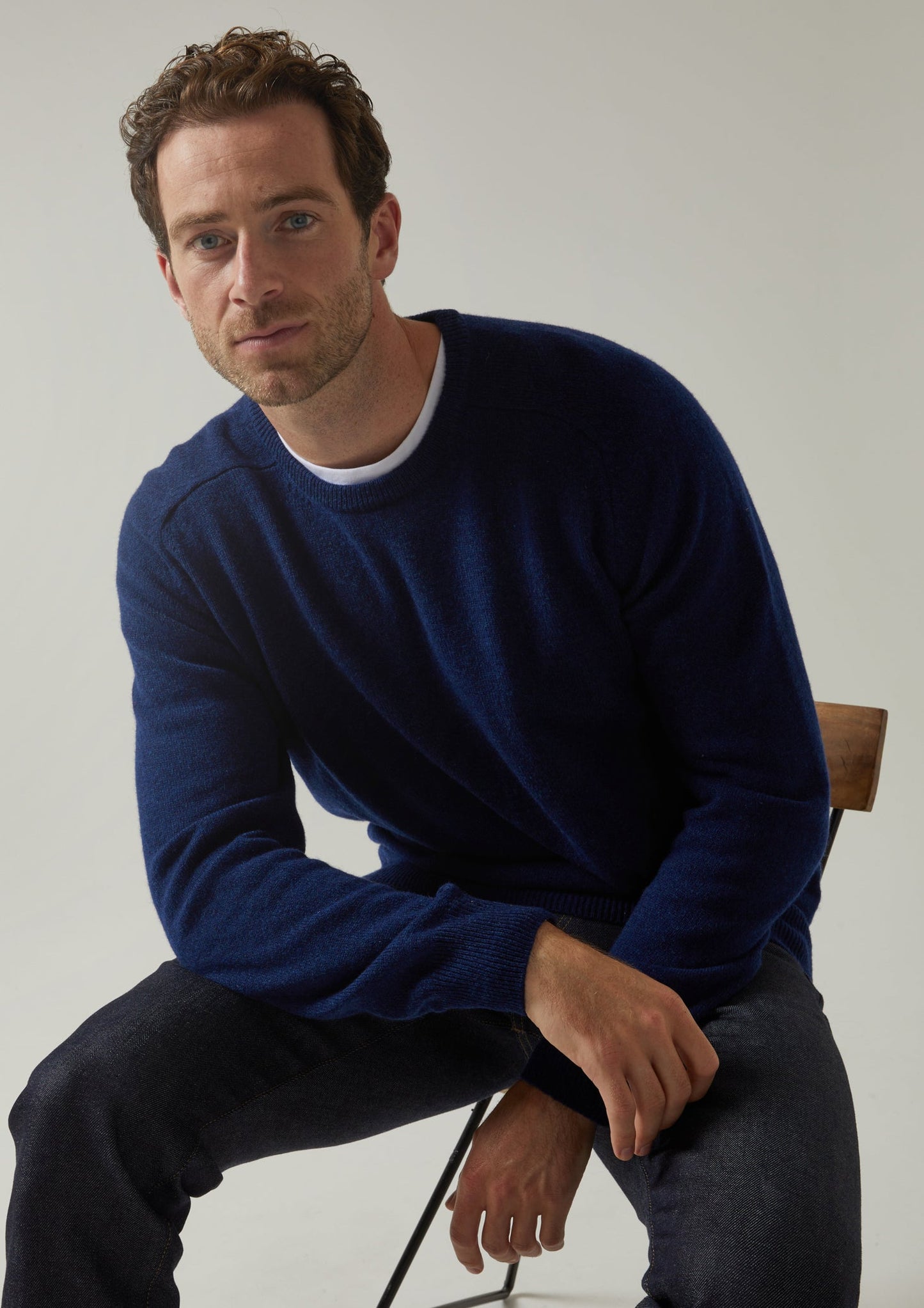 Dorset Men's Lambswool Jumper in Indigo - Classic Fit