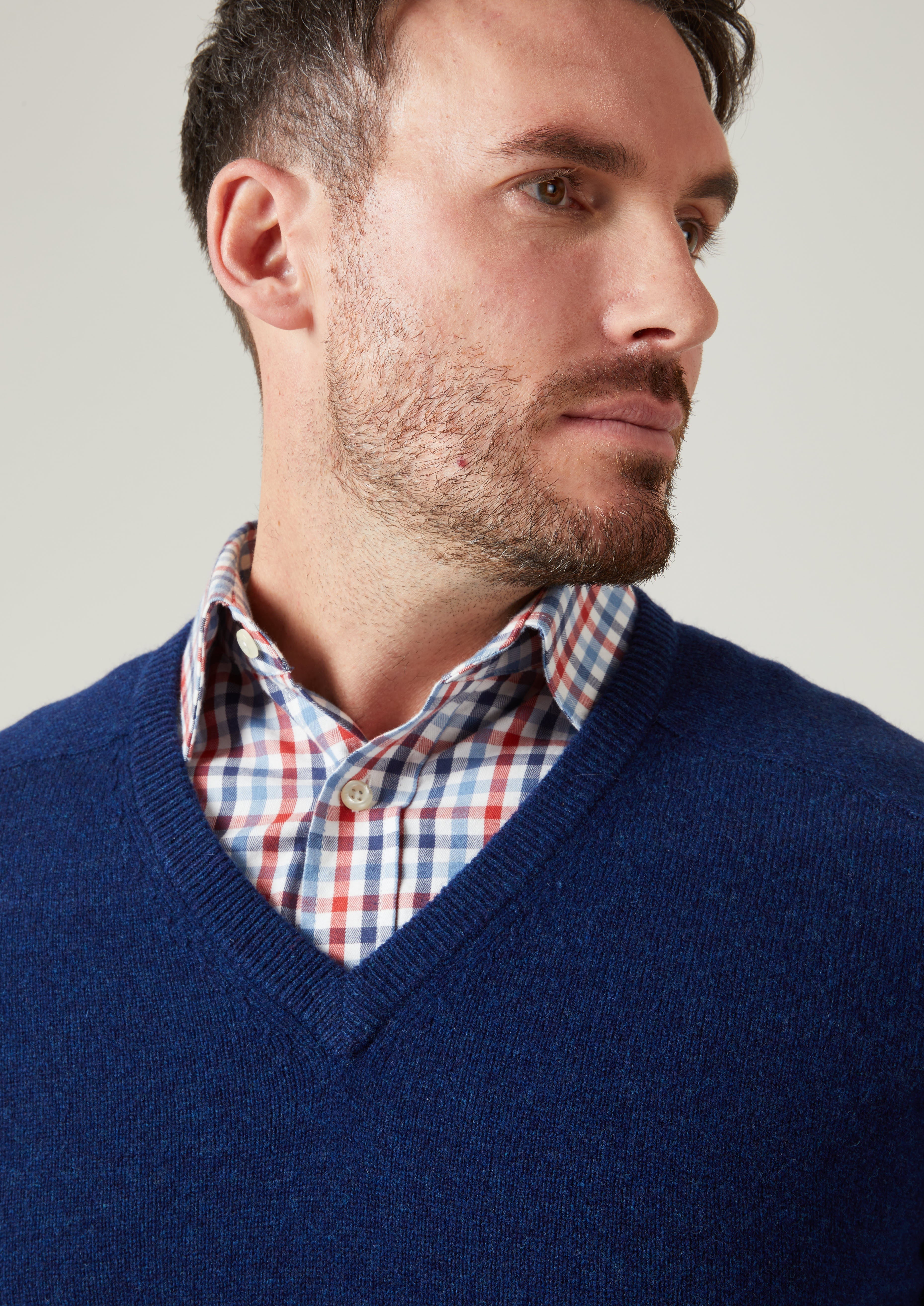 Kilsyth Men s Lambswool Jumper in Indigo Regular Fit