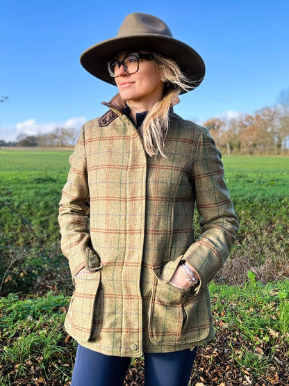 Surrey Ladies Tweed Coat In Clover - Regular Fit